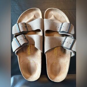 Birkenstock Women's Sandals - Taupe Suede